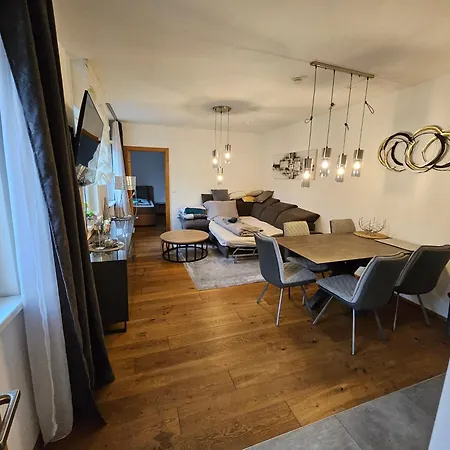 Kum Apartament *